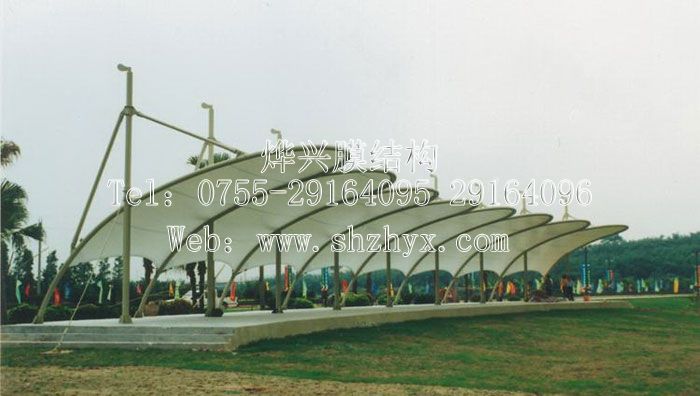 張拉膜結構車棚造型.jpg