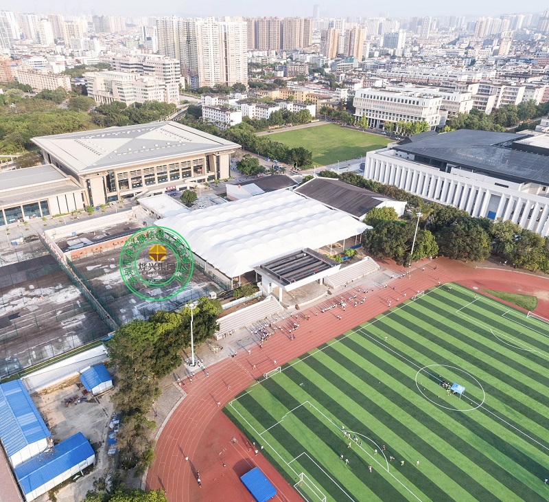 燁興-廣西大學網球場鋼膜結構雨棚